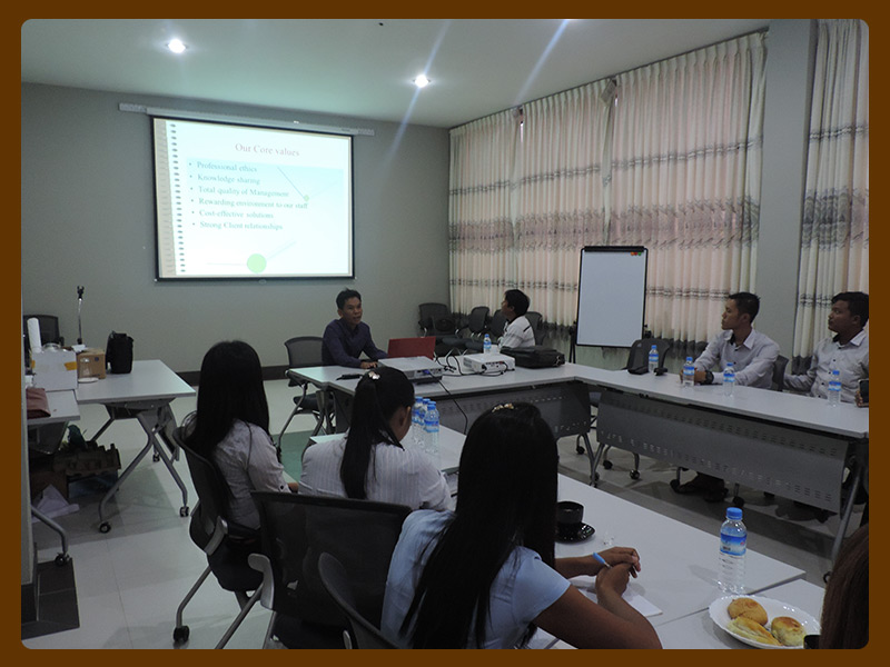 'Dr Htun Naing Training 04