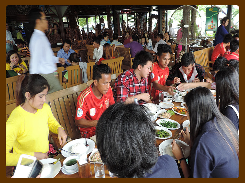 'Shwe Pyi Trip Vacation 02